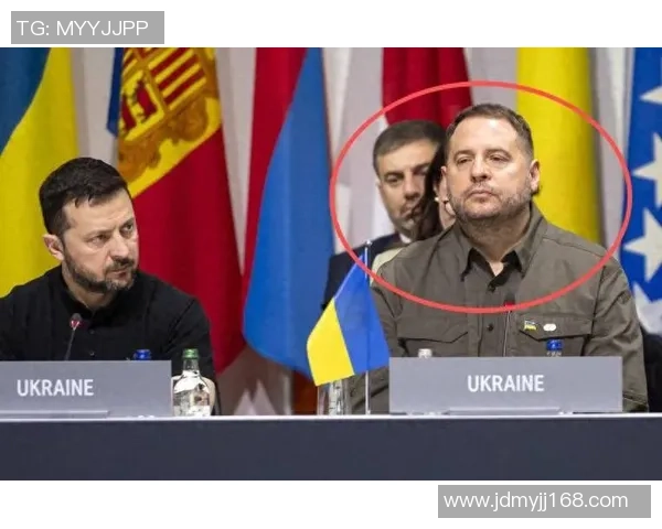 乌克兰前足球明星毅然参军投身保家卫国的行列