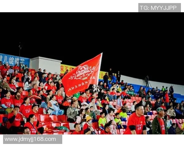 亨利杯足球盛宴揭幕球迷热情高涨期待精彩对决与传奇时刻 亨利杯足球盛宴揭幕球迷热情高涨期待精彩对决与传奇时刻