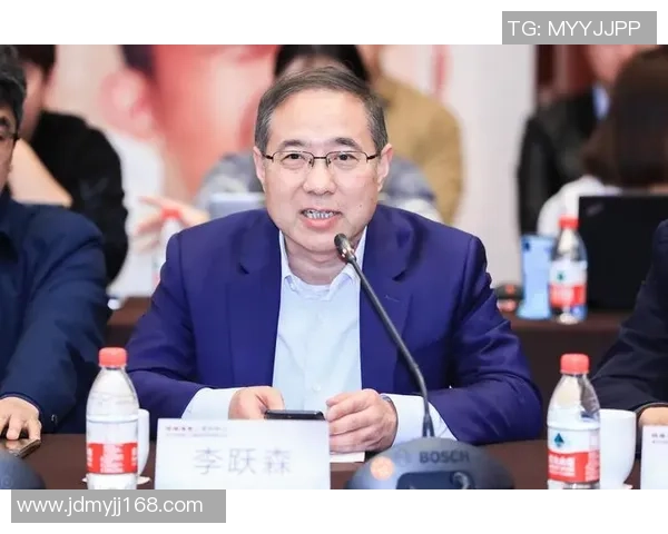 北京足球队转型之路的纪实探索与发展历程回顾